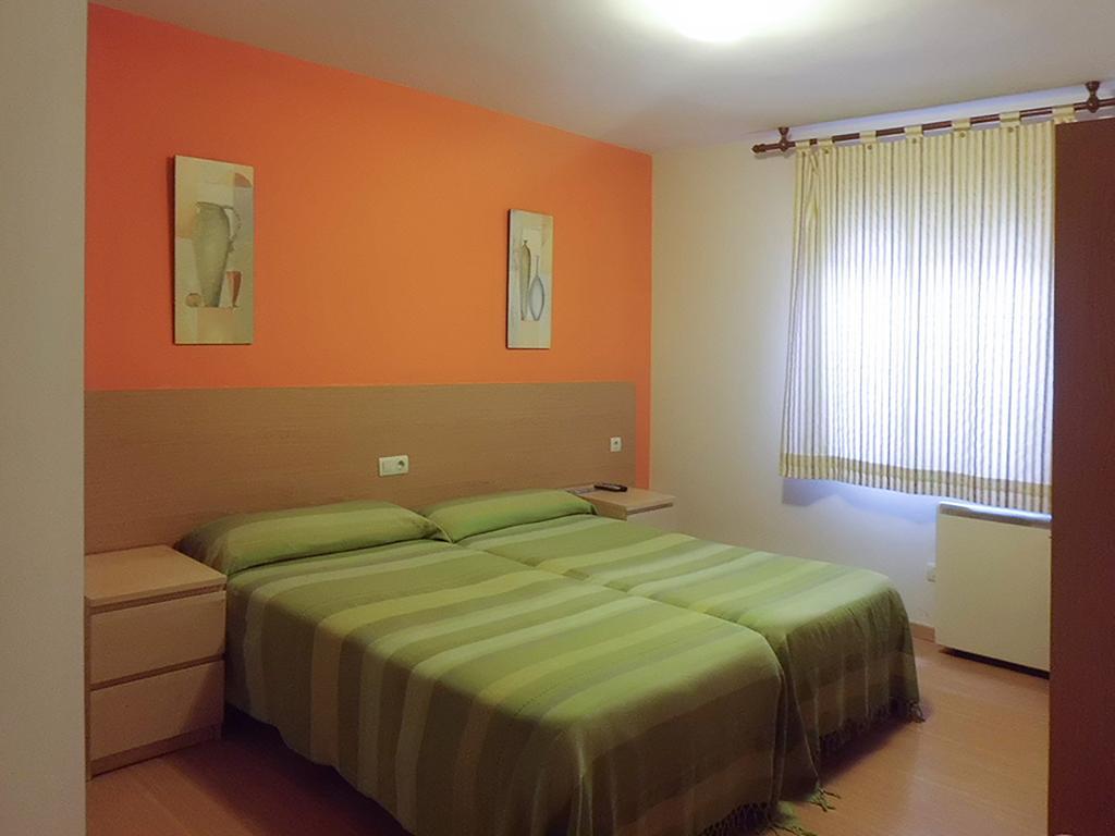 Hostal Caracas Lalín Exterior foto
