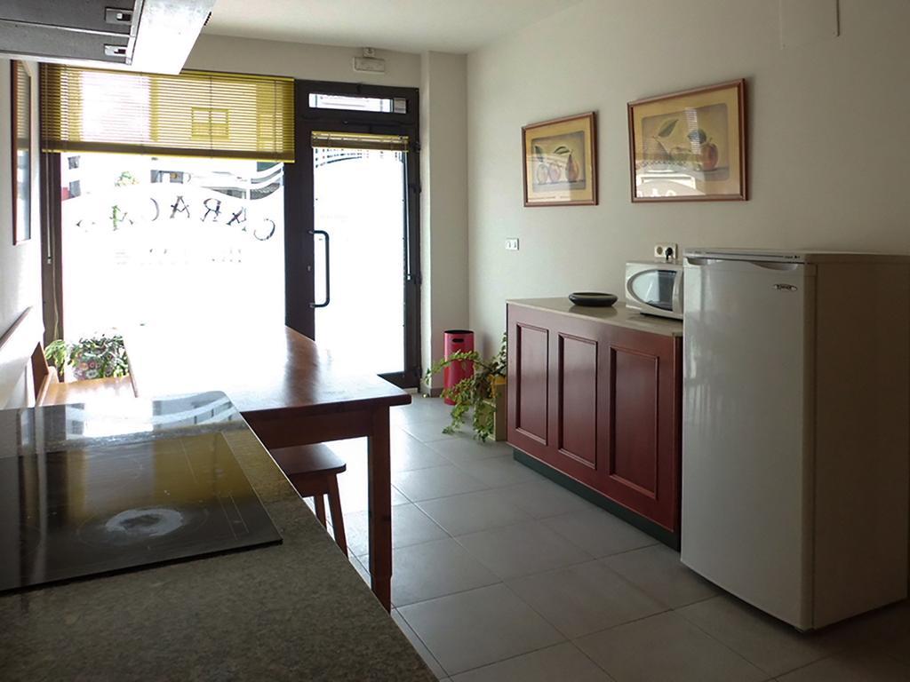 Hostal Caracas Lalín Exterior foto